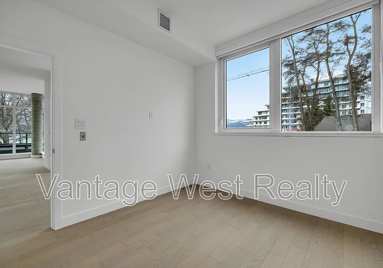 3389 Lakeshore Rd #216 — Photo 5