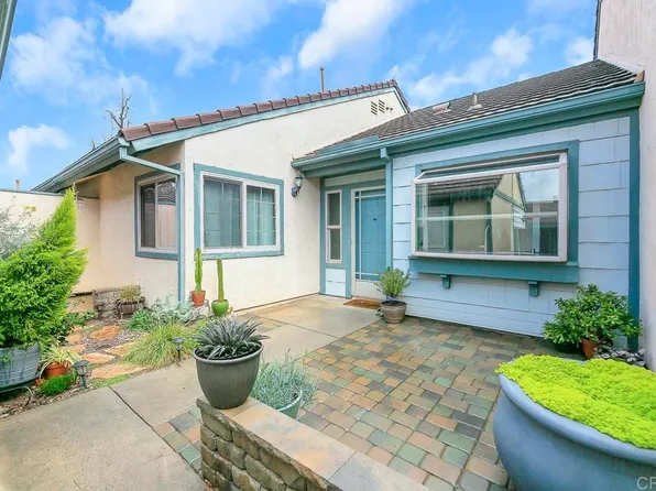 422 Hanford Gln, Escondido, CA 92027