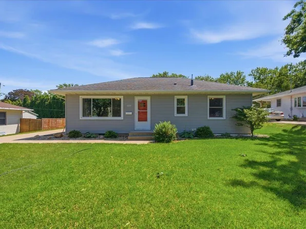 1223 Maxine Ave, Waterloo, IA 50701