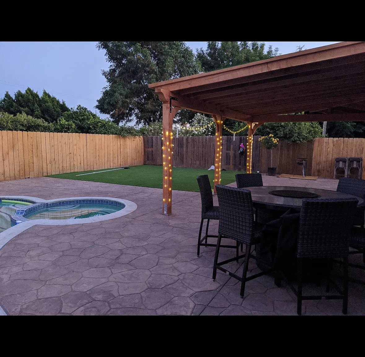 3 bed, 1054 sqft, $3,300 — Photo 4