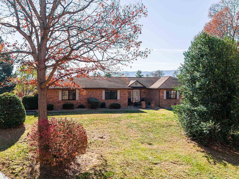 124 Woodview Ct, Stuarts Draft, VA 24477 Zillow