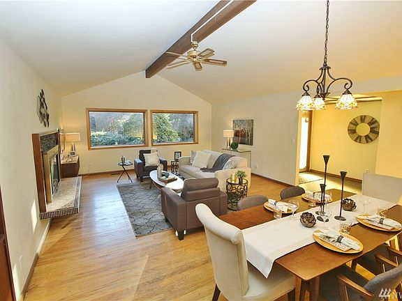 5th image of 3506 NE 187th St