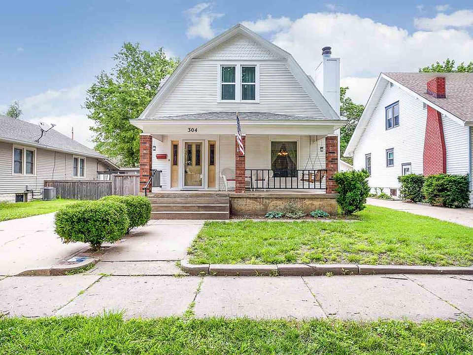 1st image of 304 S Martinson St