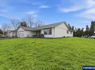 990 Hazel St, Aumsville, OR 97325