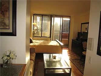 Rented by Metropolitan Res. Partners