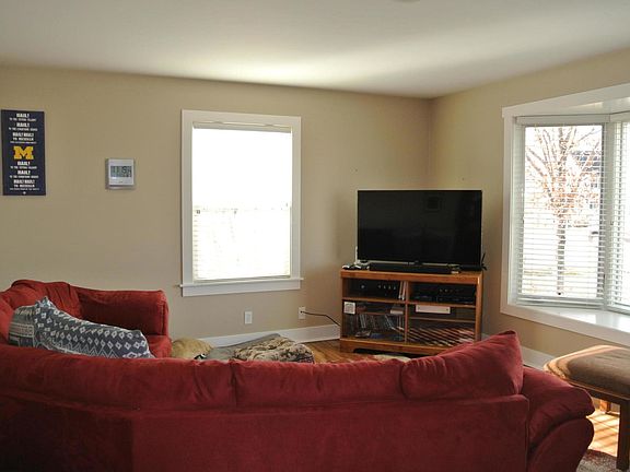 5th image of 1062 64th Ave