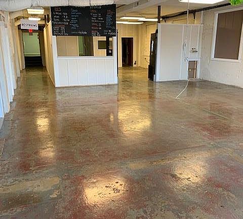 5th image of 211 W Main St