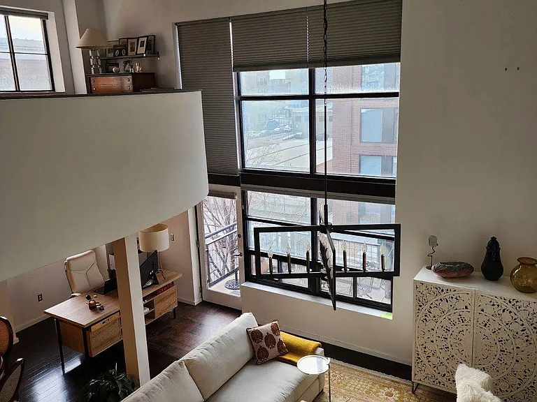930 Acoma St #202 — Photo 4