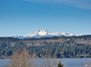 1752 NW Flatrock Rd, Bremerton, WA 98311