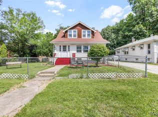 125 N 41st St, Belleville, IL 62226