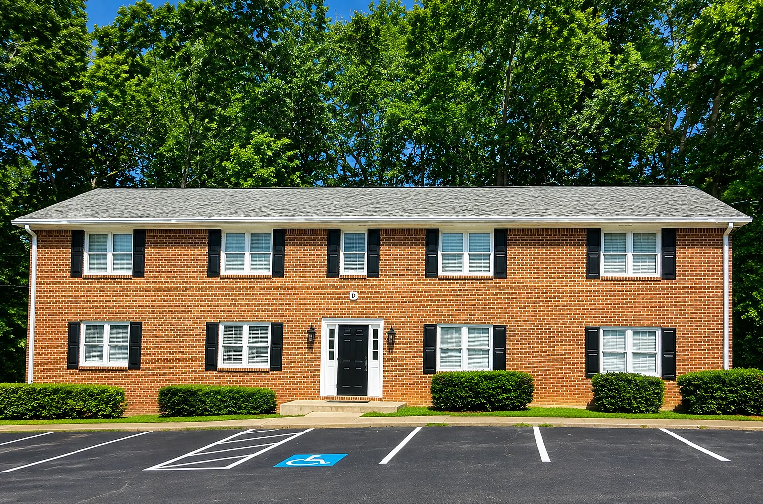 2 bed, 986 sqft, $1,500 — Photo 1