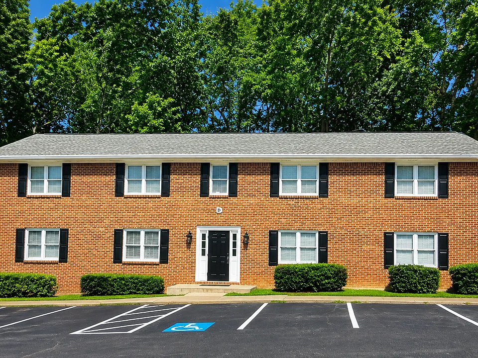 373 Stone Mountain St #D3
