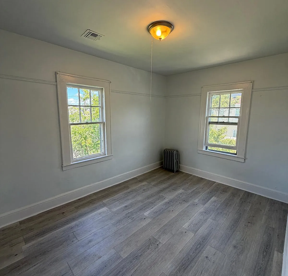 4 bed, 1650 sqft, $3,850 — Photo 2