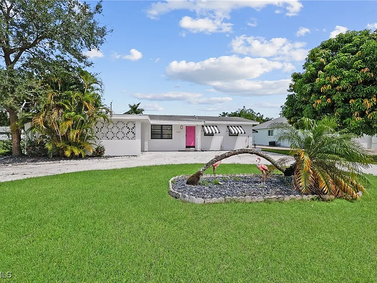 1661 Coronado Rd — Photo 28