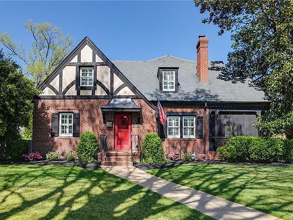 3rd image of 4500 Bromley Ln