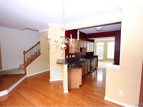 3rd image of 1303 Magnolia Pointe Blvd