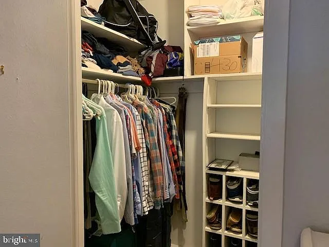 4000 Tunlaw Rd NW #430 — Photo 18