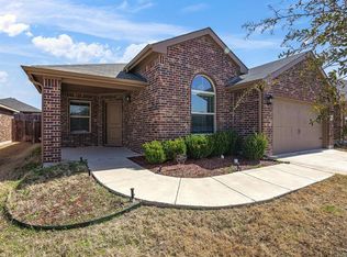 2313 Sadlers Creek Ln, Fort Worth, TX 76108