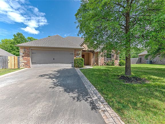 2nd image of 3658 W Mountain View Dr