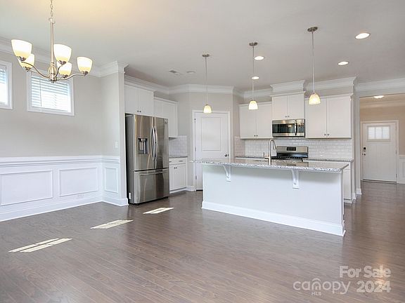 4th image of 114 Boatwright Ln
