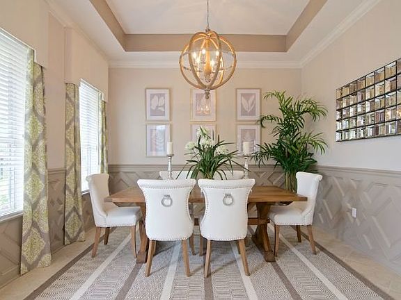 Katalina Bonus Dining