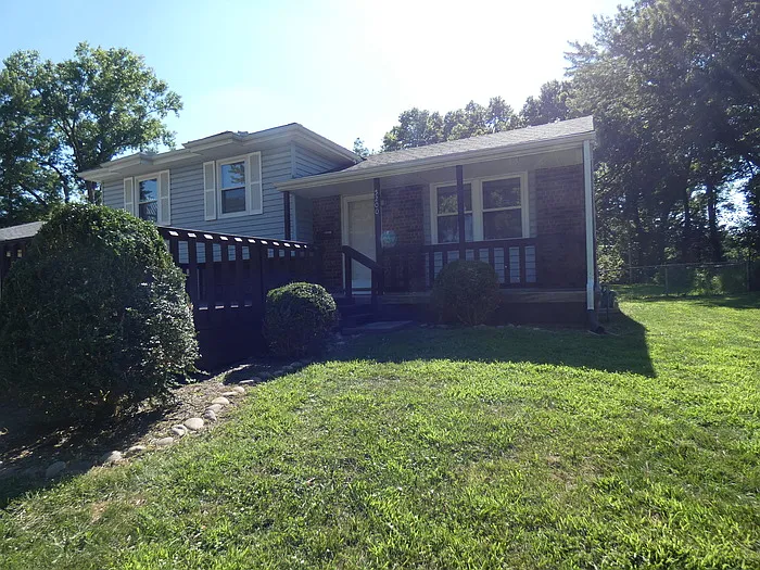 5200 N Manchester Ave — Photo 1