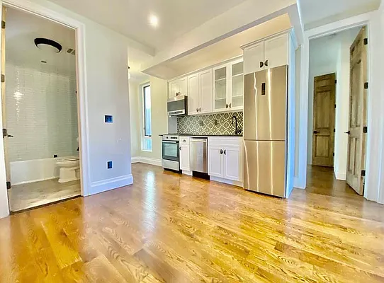 Rented by Voro NYC | media 7