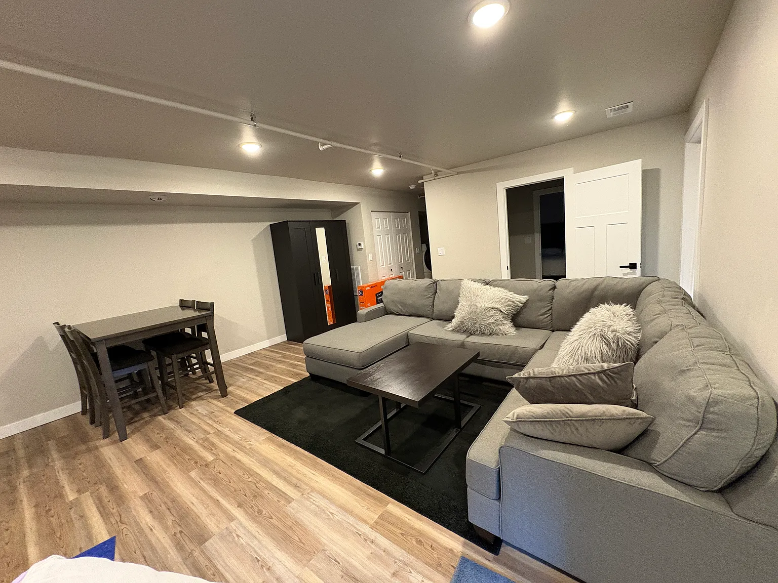 1018 Missouri Ave — Photo 1
