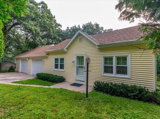 380 Liguori Rd, Edgerton, WI 53534