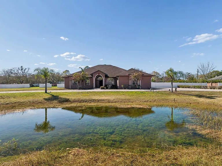 422 Appaloosa Rd — Photo 4
