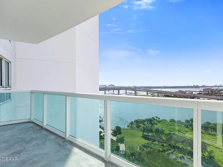 231 Riverside Dr #12091 — Photo 28