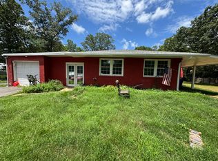 105 Lakeland Dr, Sterling, VA 20164