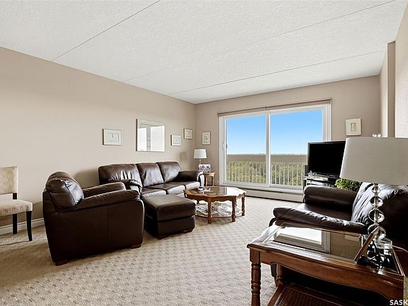 3rd image of UNIT 1001-3520 Hillsdale STREET