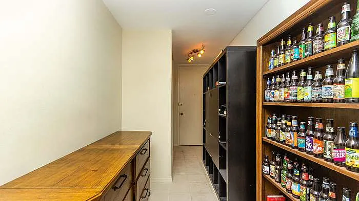 21 W Goethe St #16B — Photo 18
