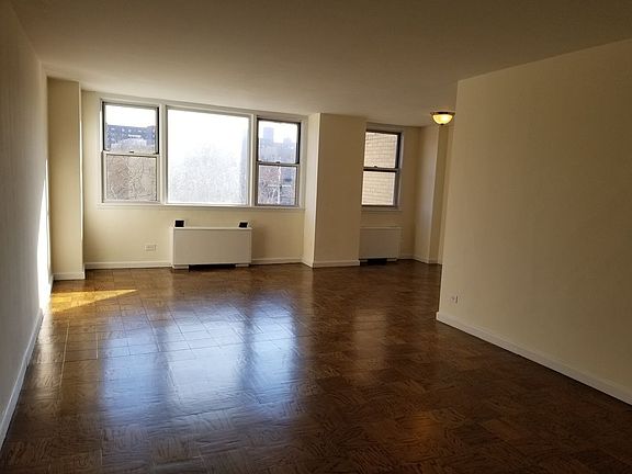 5th image of 245 E 19th St APT 5F