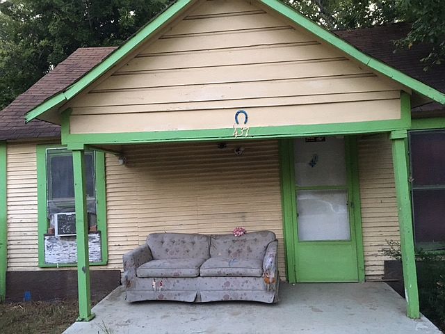 1st image of 437 S Palmer Ave