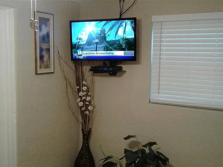 2512 Musselwhite Ave #3 — Photo 9