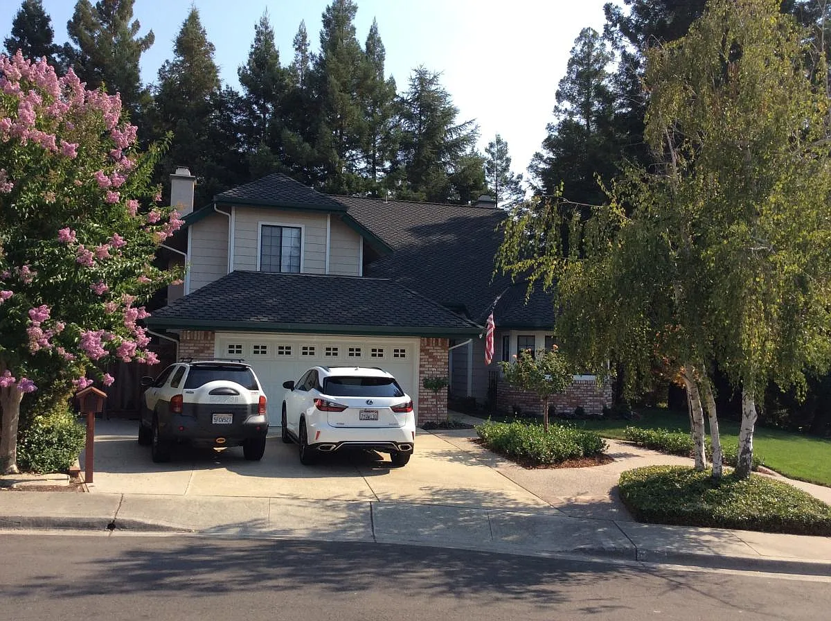 110 Radford Ct photo 1