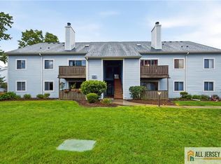 2204 Aspen Dr, Plainsboro, NJ 08536