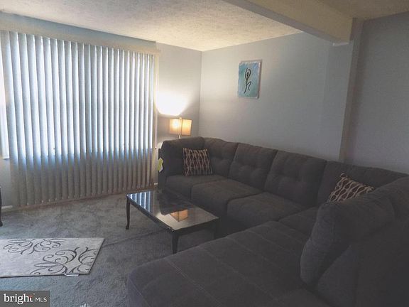 Main floor living room