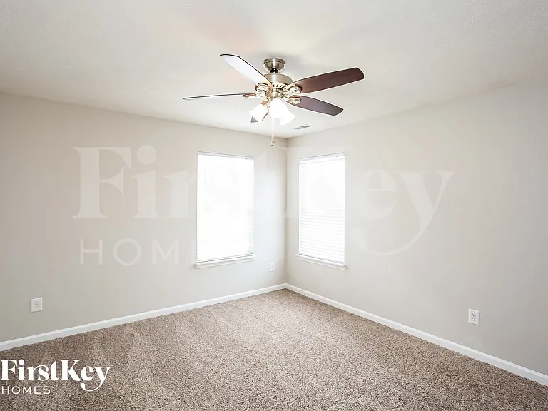 15515 Sibley Ln — Photo 9