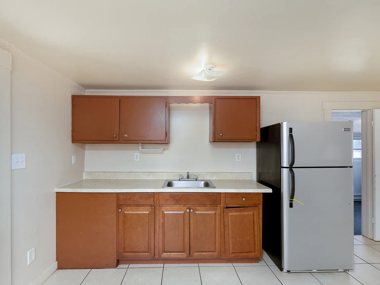 2 bed, 1100 sqft, $1,850 — Photo 3
