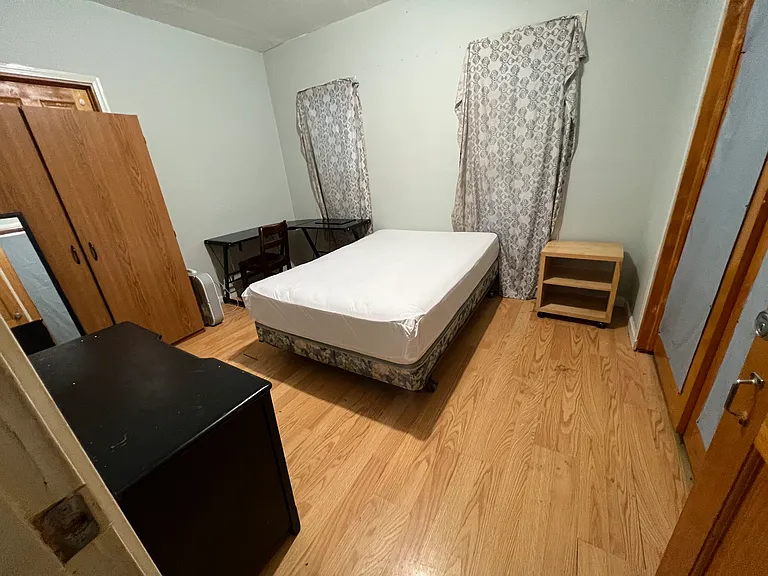 555 Columbus Ave — Photo 5