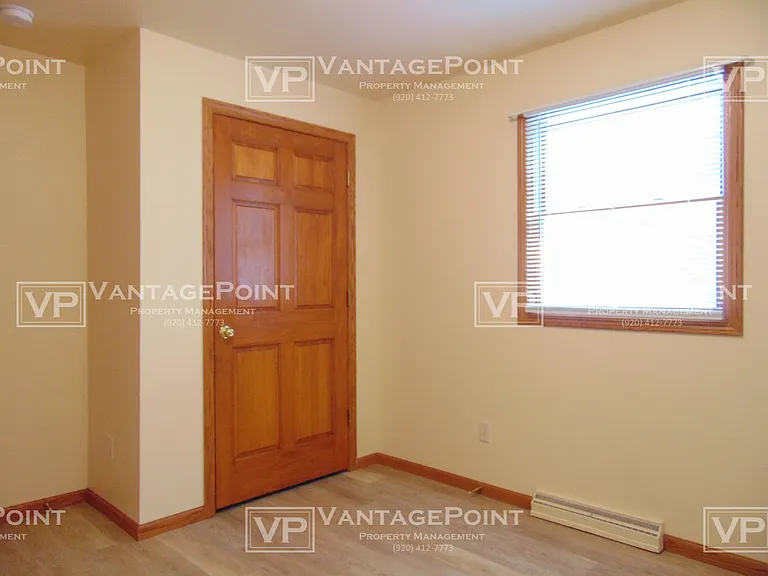 1065 Debra St — Photo 15