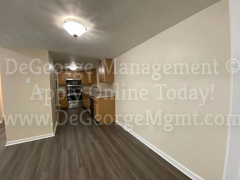 Pine Ridge Apartments — Photo 49
