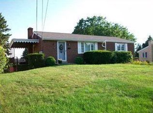 207 Ellwood Dr, Pittsburgh, PA 15209