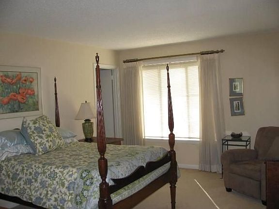 5th image of 4487 Post Pl APT 13