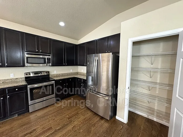 8297 Firecracker Trl — Photo 4