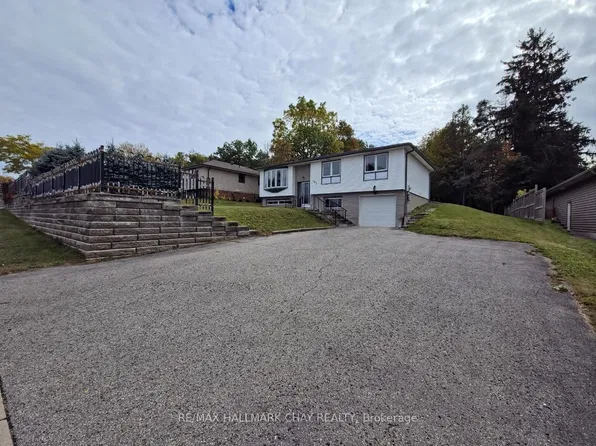 185 Ardagh Rd, Barrie, ON L4N 3V5