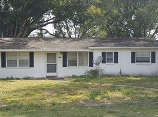 5526 6th St, Zephyrhills, FL 33542